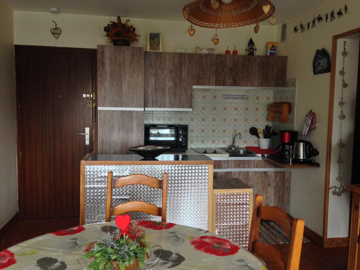 Appartement Le Frene โธนส์ ภายนอก รูปภาพ